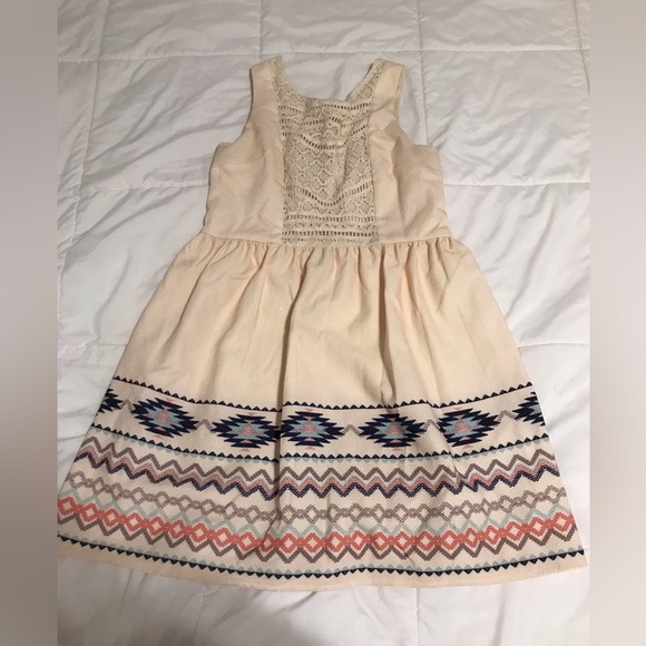 Xhilaration Dresses & Skirts - Xhilaration dress size large, so cute! Zipper back. Empire waist, a-line D